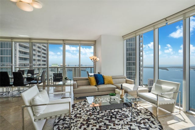 2 of 16 - 485 Brickell Ave 4710, Miami, FL