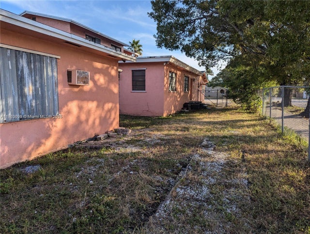 3 of 6 - 1853 Taft St, Hollywood, FL