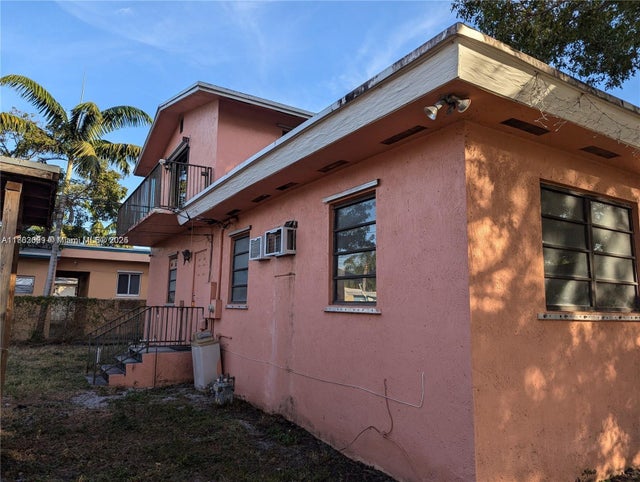 5 of 6 - 1853 Taft St, Hollywood, FL