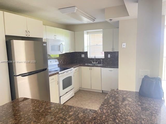 2 of 12 - 3150 W Rolling Hills Cir 601, Davie, FL
