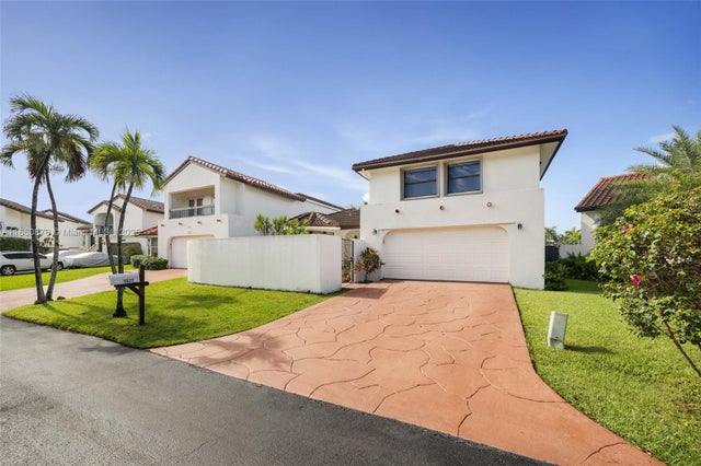 2 of 21 - 11822 Sw 108th Ter, Miami, FL