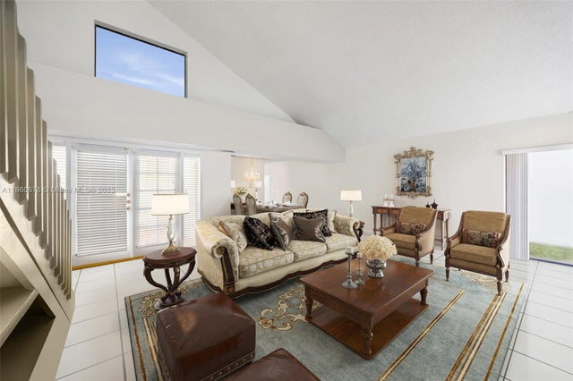 5 of 21 - 11822 Sw 108th Ter, Miami, FL