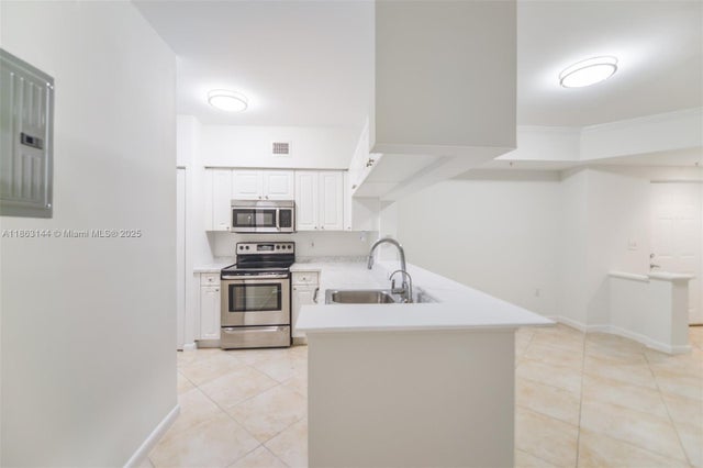 3 of 24 - 17100 N Bay Rd 1303, Sunny Isles Beach, FL