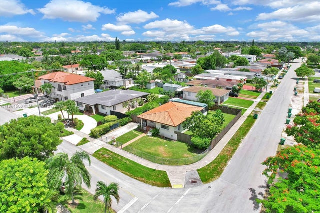 3 of 39 - 3635 Sw 95th Ave, Miami, FL