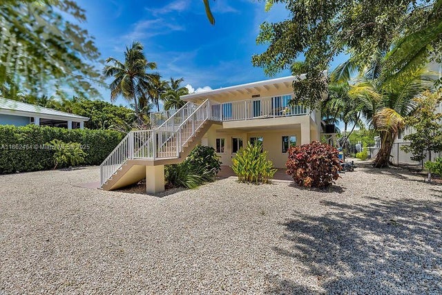 3 of 35 - 77340 Overseas Hwy, Islamorada, FL