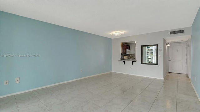 4 of 38 - 2905 Point East Dr L514, Aventura, FL