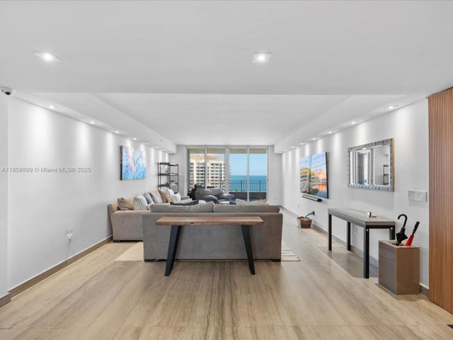 3 of 21 - 799 Crandon Blvd 1208, Key Biscayne, FL
