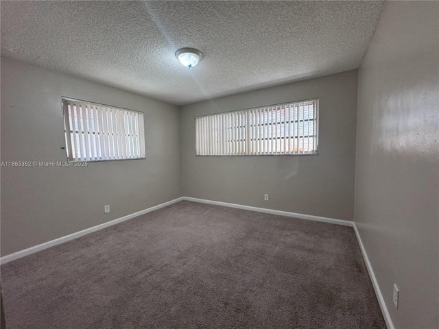 2 of 8 - 2201 N 54th Ave, Hollywood, FL