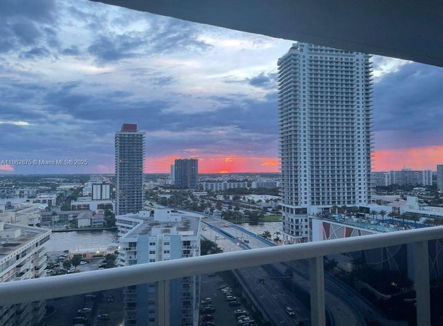 3 of 19 - 1800 S Ocean Dr 1909, Hallandale Beach, FL