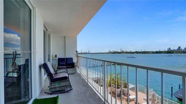 1 of 44 - 1228 West Ave 201, Miami Beach, FL
