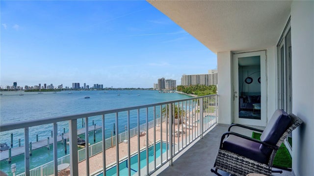 2 of 44 - 1228 West Ave 201, Miami Beach, FL