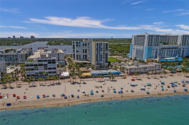 2 of 49 - 322 Buchanan St 810, Hollywood, FL