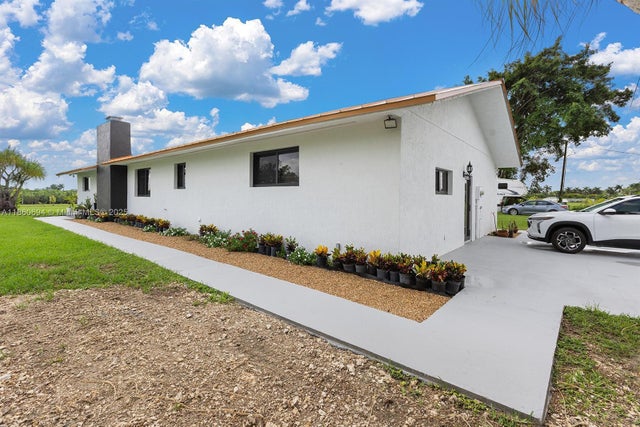 2 of 30 - 21320 Sw 224th St, Miami, FL