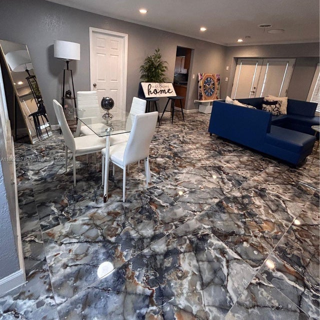 2 of 18 - 221 Ne 24th St, Pompano Beach, FL