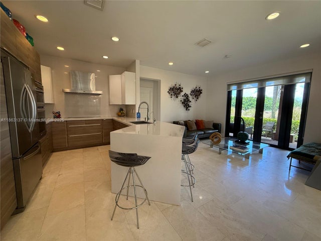 3 of 27 - 2729 Kinsington Cir 4-2, Weston, FL