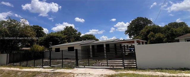 3 of 5 - 1212 Nw 15th St, Fort Lauderdale, FL