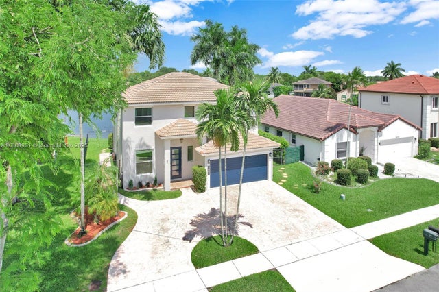 1 of 32 - 5885 Sw 102nd Ave, Cooper City, FL
