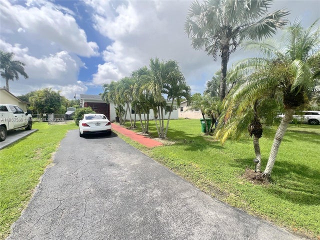 1 of 15 - 17230 Sw 301st St, Homestead, FL