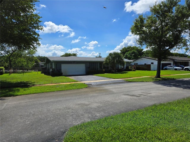 4 of 85 - 520 Nw 75th Ter, Plantation, FL