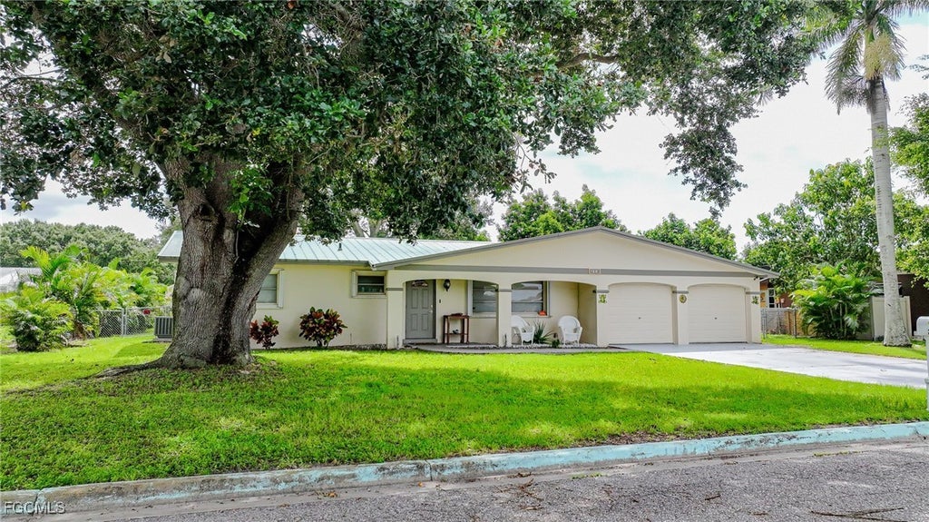 213 Jayview Ave, Lehigh Acres