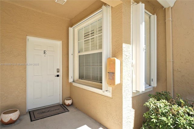 3 of 34 - 108 Lighthouse Cir E, Tequesta, FL