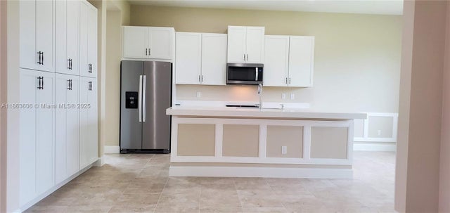 5 of 32 - 14982 Wildwood Cir, Westlake, FL