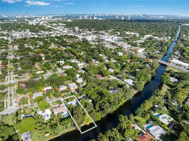 2 of 13 - 12800 Griffing Blvd, North Miami, FL