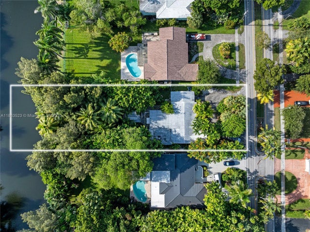 3 of 13 - 12800 Griffing Blvd, North Miami, FL