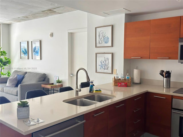 3250 Ne 1st Ave 502, Miami