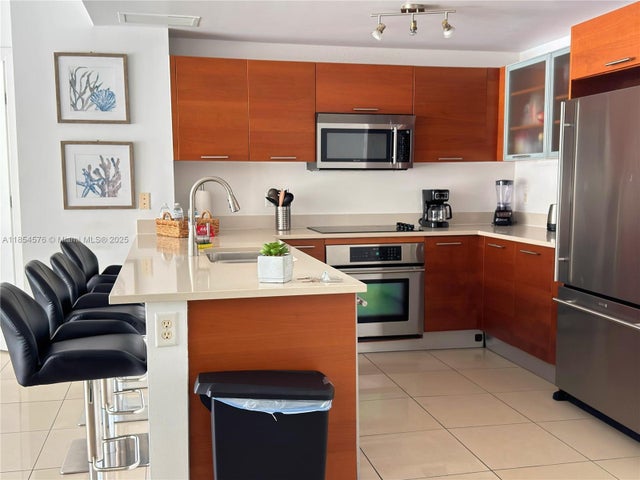 2 of 7 - 3250 Ne 1st Ave 502, Miami, FL