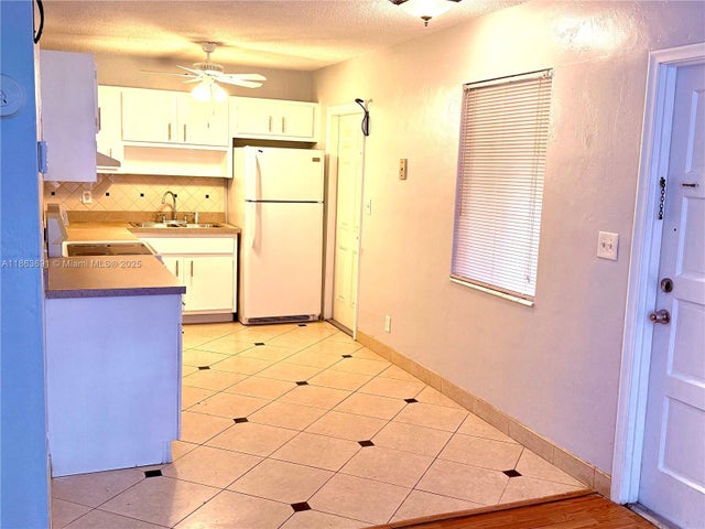 2 of 13 - 1733 Mayo St 6, Hollywood, FL