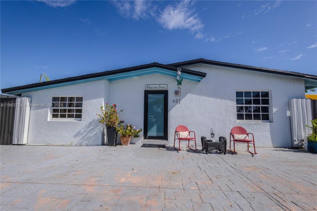 2 of 25 - 631 Se 3rd Pl, Hialeah, FL