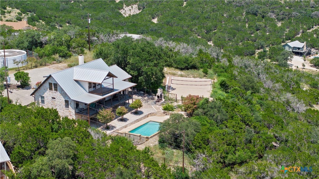 360 Bluebonnet Road, Concan