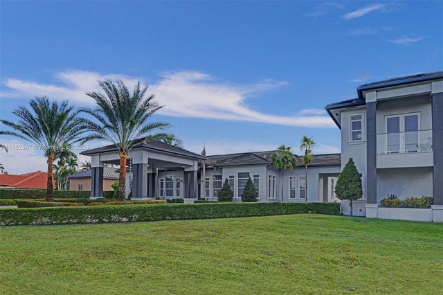 2 of 37 - 411 Nw 125th Ave, Miami, FL