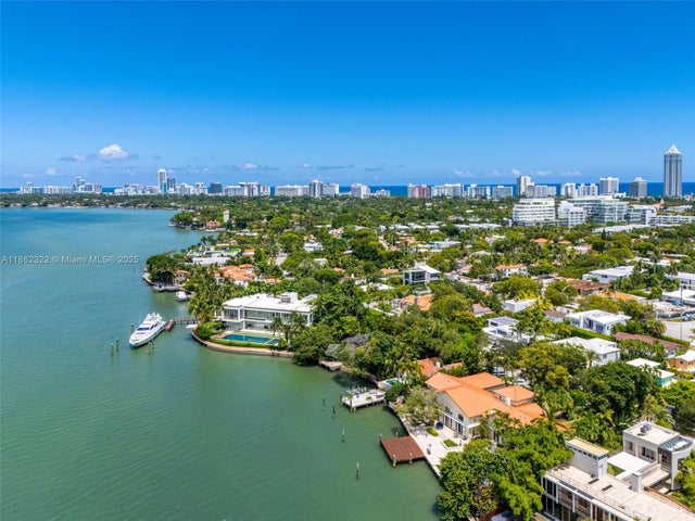 5 of 52 - 4640 N Bay Rd, Miami Beach, FL