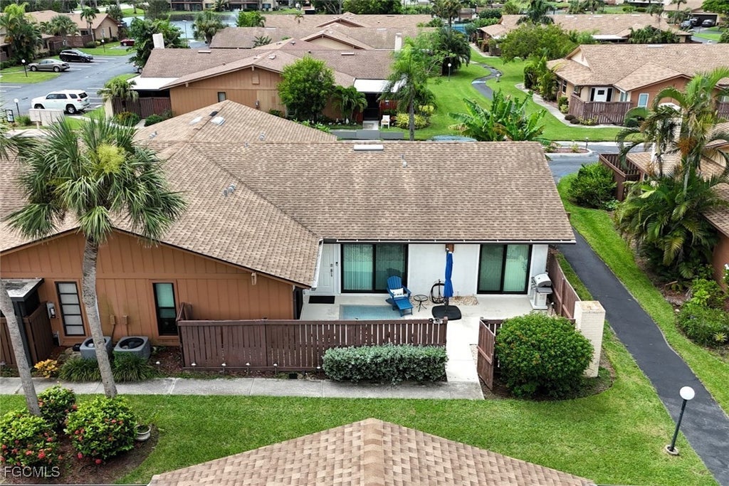 6332 Royal Woods Dr, Fort Myers