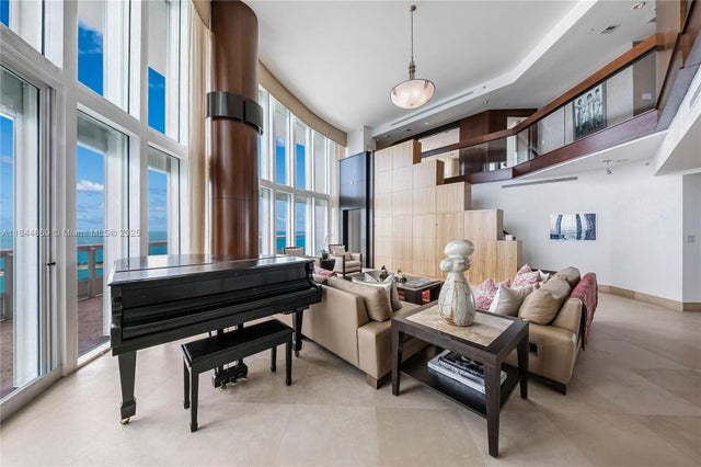 3 of 32 - 1643 Brickell Ave 3702, Miami, FL