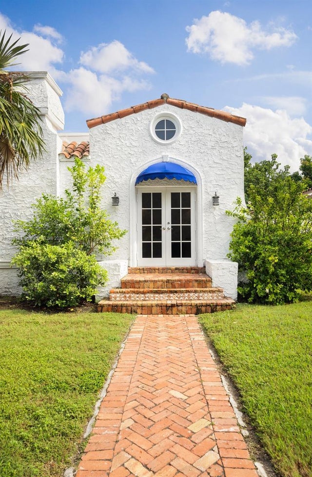 2 of 25 - 231 Viscaya Ave, Coral Gables, FL