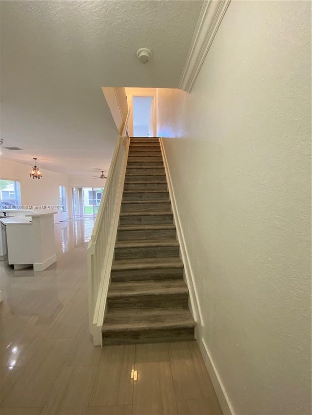 5 of 7 - 449 Sw 122nd Ter, Pembroke Pines, FL
