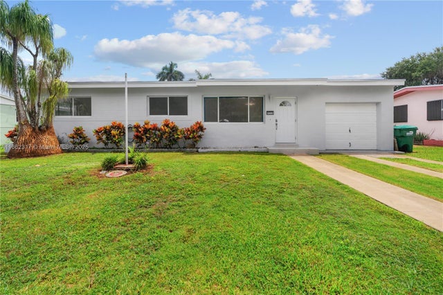 1 of 22 - 1770 Nw 9th St, Homestead, FL