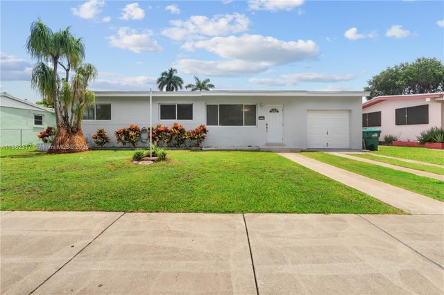 2 of 22 - 1770 Nw 9th St, Homestead, FL