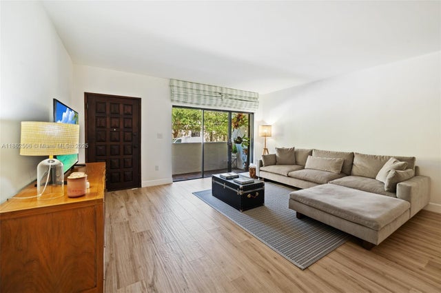 3 of 35 - 2600 Cardena St 11, Coral Gables, FL