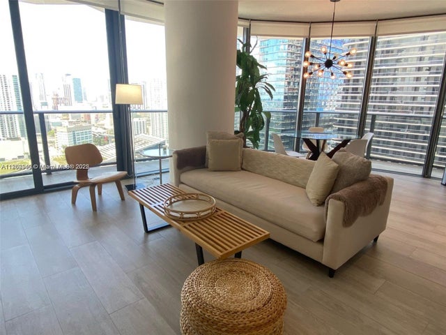 1 of 28 - 55 Sw 9th St 3001, Miami, FL