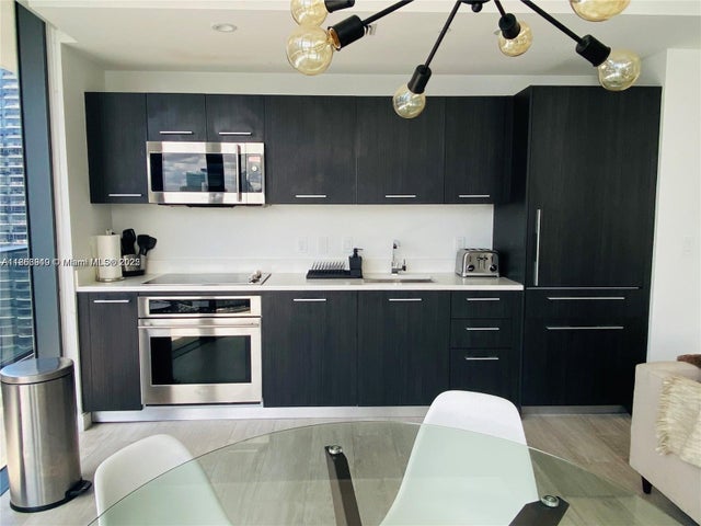 3 of 28 - 55 Sw 9th St 3001, Miami, FL
