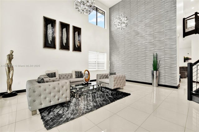 4 of 48 - 8935 Nw 161st Ter, Miami Lakes, FL