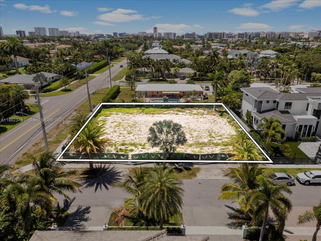 4 of 9 - 498 Ne 10th St, Boca Raton, FL