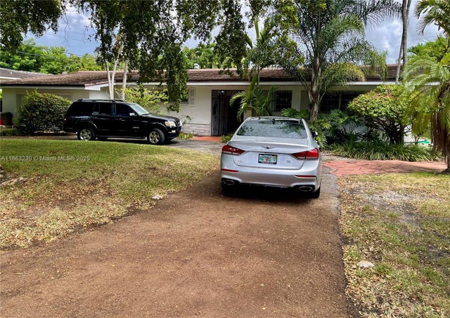 1 of 13 - 1535 Mercado Ave, Coral Gables, FL