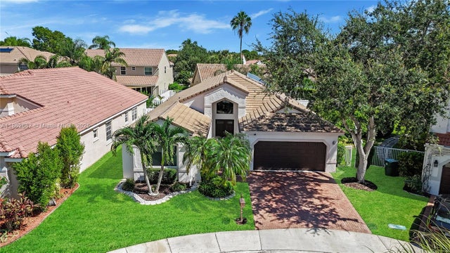 4 of 27 - 211 Cameron Ct, Weston, FL