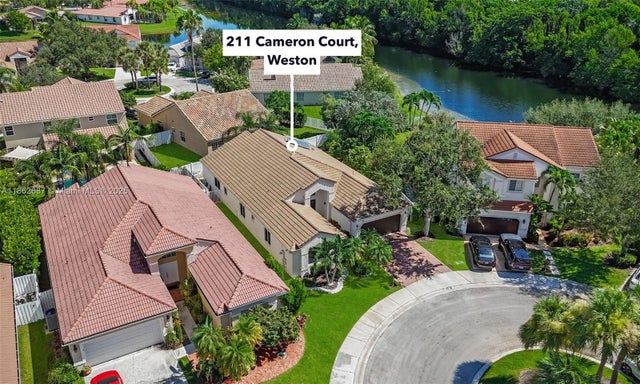 5 of 27 - 211 Cameron Ct, Weston, FL