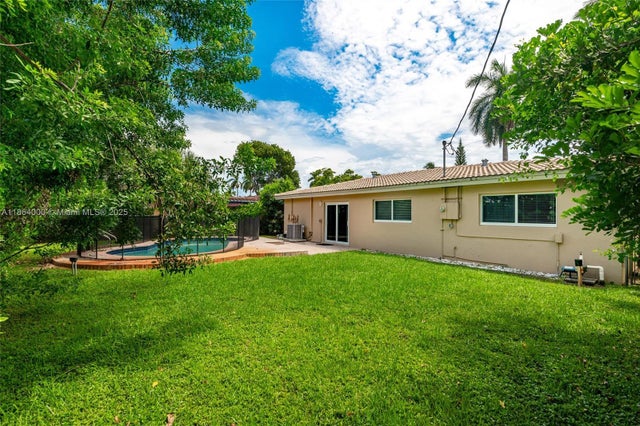 3 of 23 - N/A, Oakland Park, FL